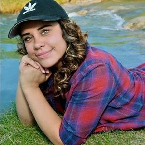 Meet your Posher, Brittnee